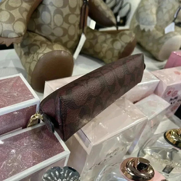 PENCIL CASE IN SIGNATURE CANVAS C6333 IMFCG - Picture 3 of 5